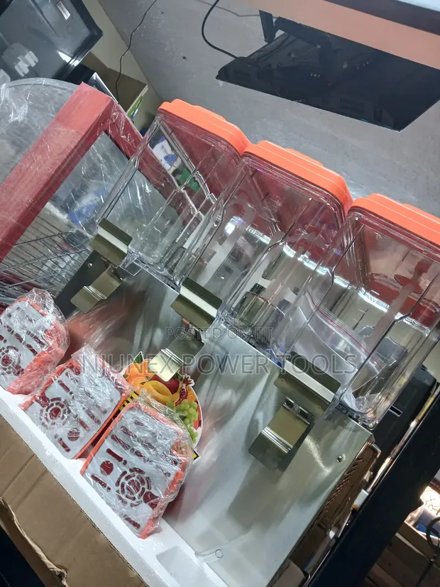 Triple-Bowl Commercial Electric Juice Dispenser - 1