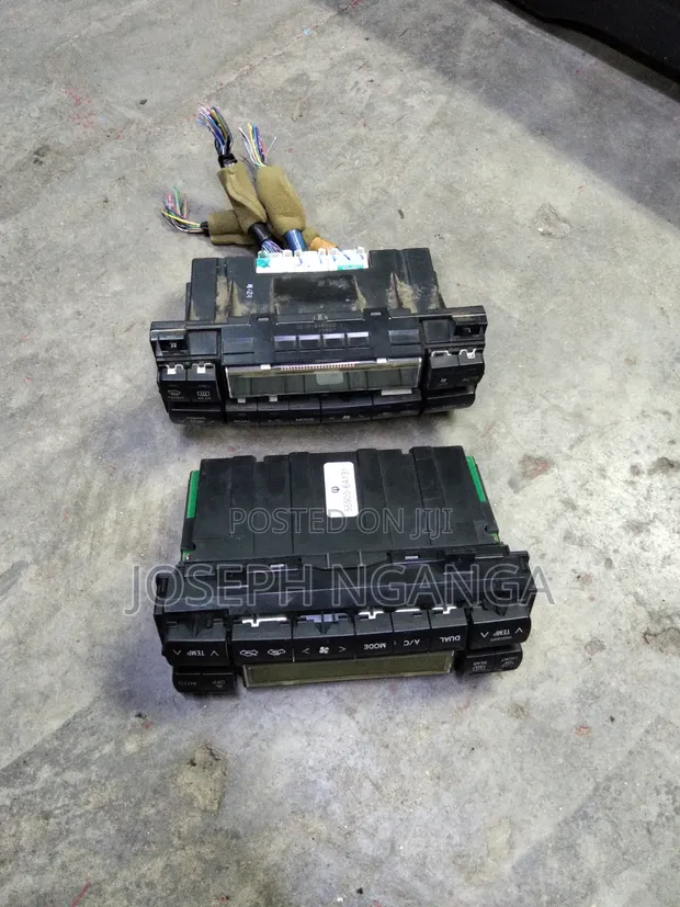 Toyota Land Cruiser Prado 120 AC Control Unit - 1