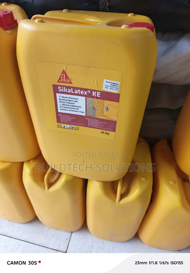SikaLatex 25L Concrete Repair Bonding Agent - 1