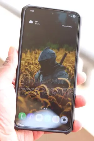 Samsung Galaxy S22+ 5G 256GB Nyeusi