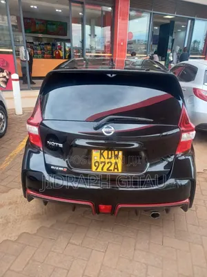 Nissan Note 2018 Nyeusi