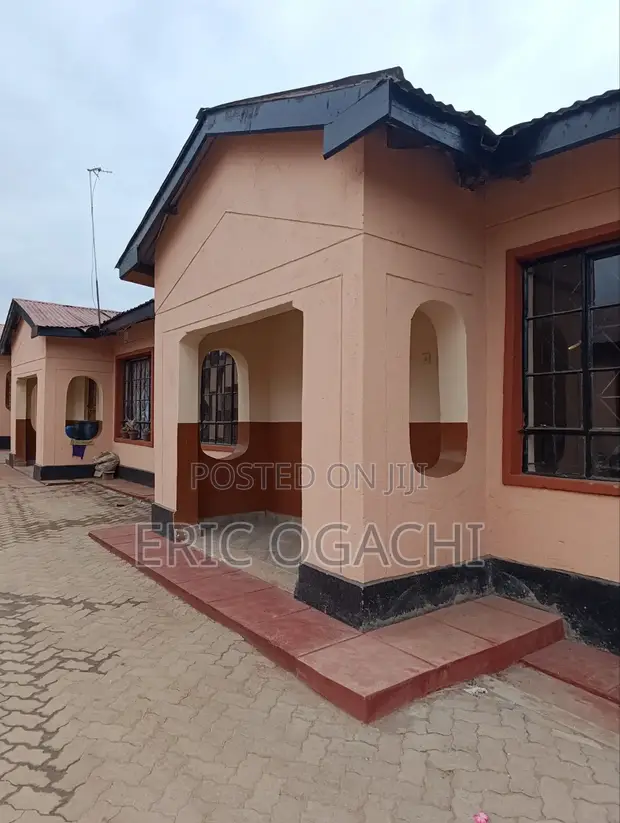 2 Bedroom Bungalow for Rent in Kinoo 87 Area - 1