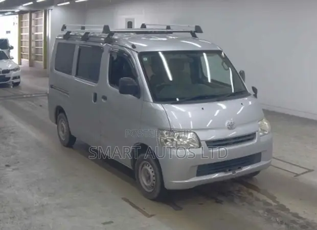 Toyota TownAce 2019 Nyeupe - 1