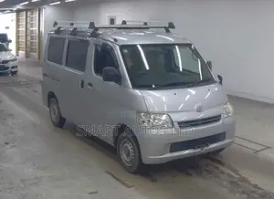 Toyota TownAce 2019 Nyeupe