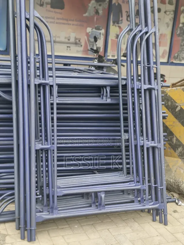 2m H-Frame Scaffolding Ladders - 1