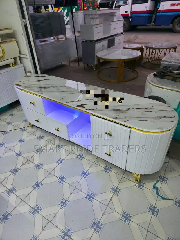 6ft Oval Stand with LED Lights - 1