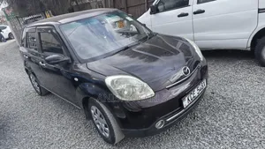 Mazda Verisa 2008
