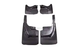 Mudflaps za Toyota Land Cruiser FJ200 (2008 Kuendelea)