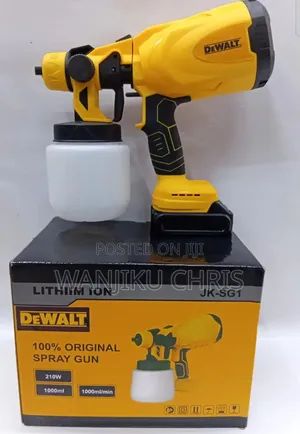 New Dewalt Cordless Spray Gun with 2 Batteries + Charger
