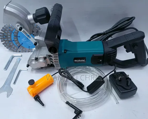 Makita Wall Chaser - 1