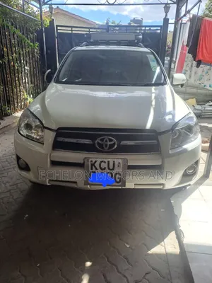 Toyota RAV4 2012 Nyeupe