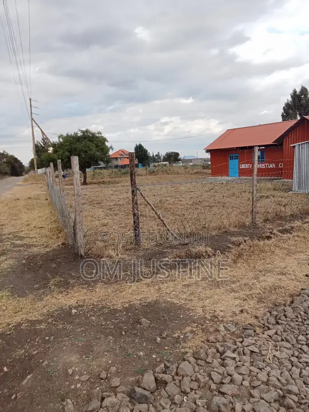 Kitengela Quarter Acre Plots - Distress Sale - 1
