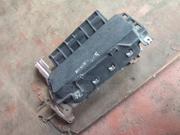Toyota Harrier 2015 Kneel Airbag - 1