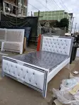 Kitanda cha 5x6 White Diamond-Tufted - 2