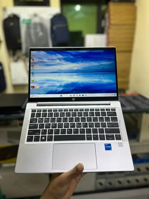 Laptop HP ProBook 430 G8 - 8GB RAM, 256GB SSD, Core i5 - 1