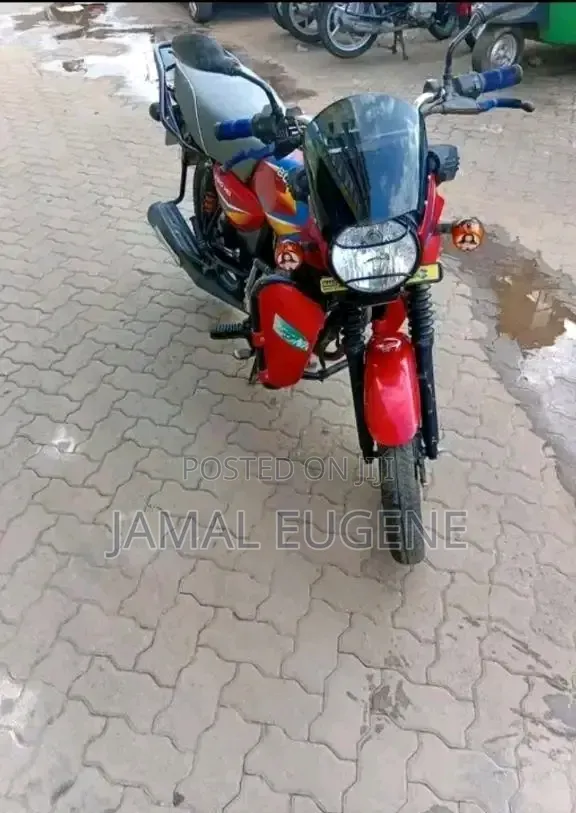 Bajaj Boxer 150 UG 2018 Red - 1