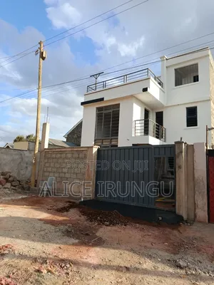 Nyumba ya Magorofa 4 Riverside Estate, Kenyatta Road / Theta Inauzwa