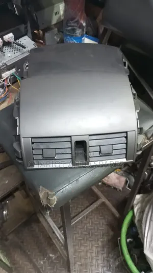Console ya Toyota Axio
