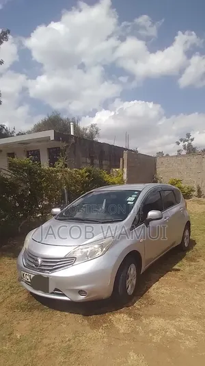 Nissan Note 2012 Nyeupe
