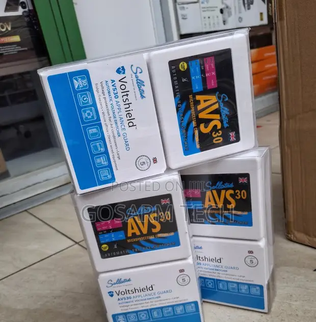 Sollatek AVS30 30A Automatic Voltage Switcher - 1