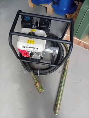 Spartan Petrol Concrete Vibrator with 45mm Poker
