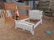 Kitanda cha Mocket Nyeupe cha 5x6 chenye Tufting na Urembo - 1