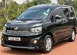 Toyota Voxy 2015 Nyeusi - 3