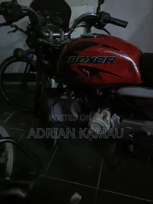 Bajaj Boxer 150 UG 2021 Nyekundu