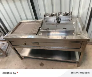 Combined Cooking Unit: Stainless Steel Griddle & Deep Fryer