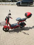 Haojin Tricycle Mpya 2025 Nyekundu - 2