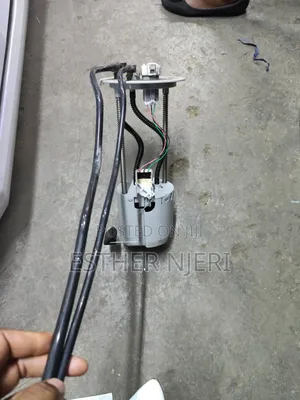 Toyota Land Cruiser Prado Fuel Pump (Used)
