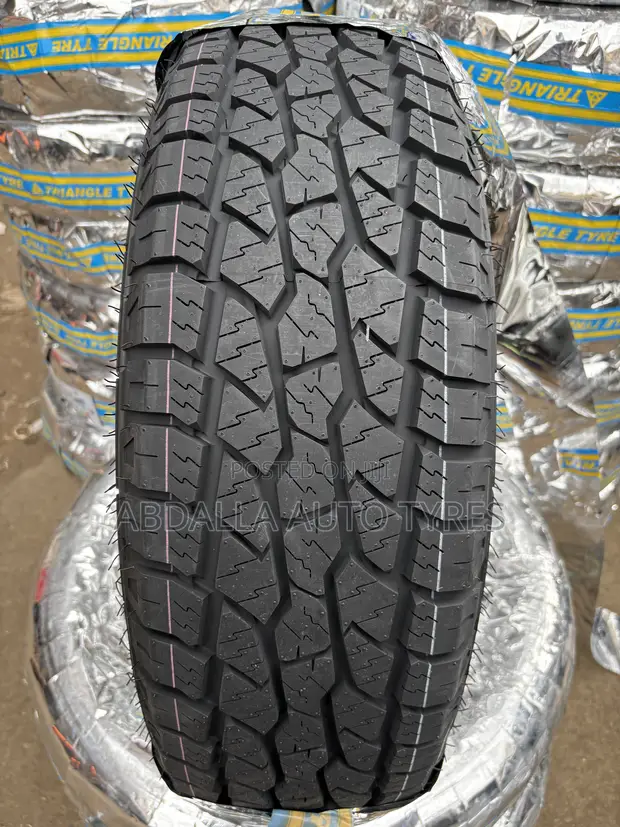 Tairi ya Triangle 225/65R17 - 1