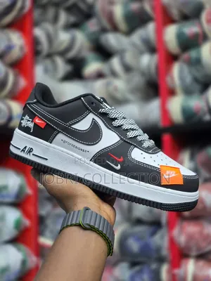 Nike Air Force 1 Stussy Sneakers