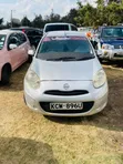 Nissan March 2012 Nyeupe - 3