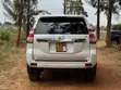 Toyota Land Cruiser Prado 2.8 D-4D 2016 Nyeupe - 2