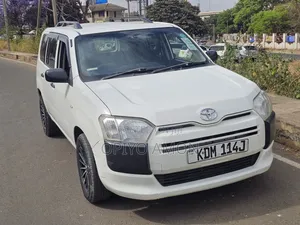 Toyota Probox 2016 Nyeupe