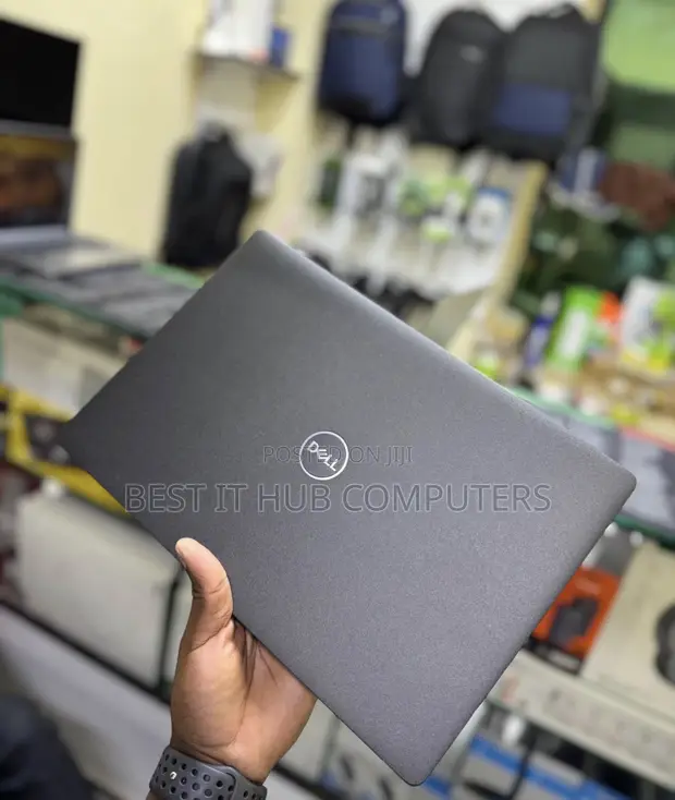 Dell Latitude 5300 Laptop 8GB RAM, 256GB SSD - 1