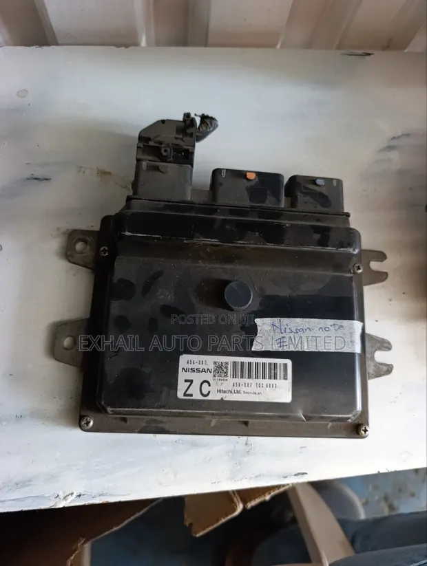 Nissan Note E11 Engine Computer - 1