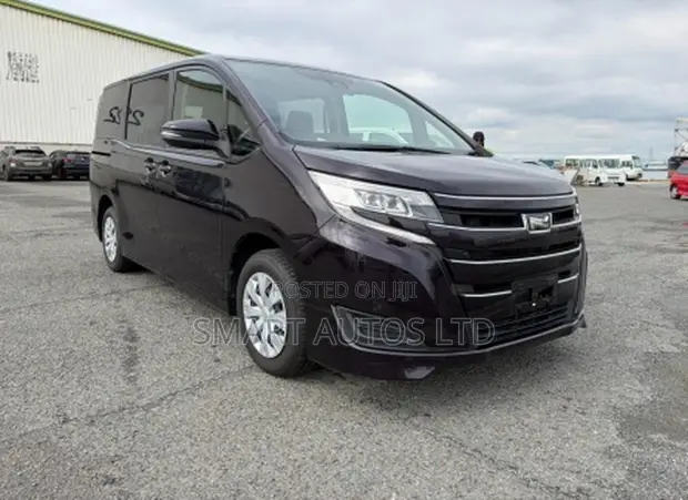 Toyota Noah 2020 - 1
