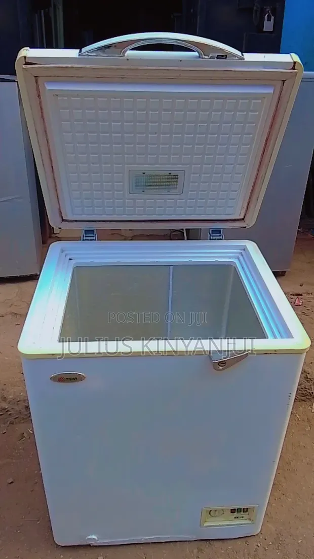 Ramtons 150L Chest Deep Freezer - 1