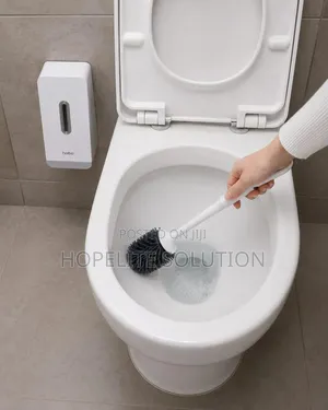 B brush ya Toilet yenye Mpini Mrefu na Kichwa cha Silicone Lain