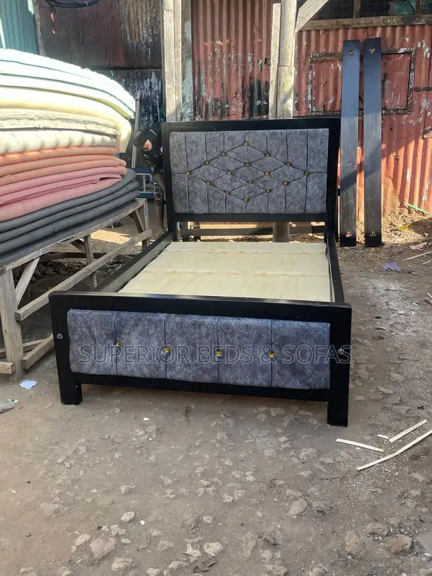 4x6 Grey Diamond-Tufted Bed Frame with Gold Accents - 1