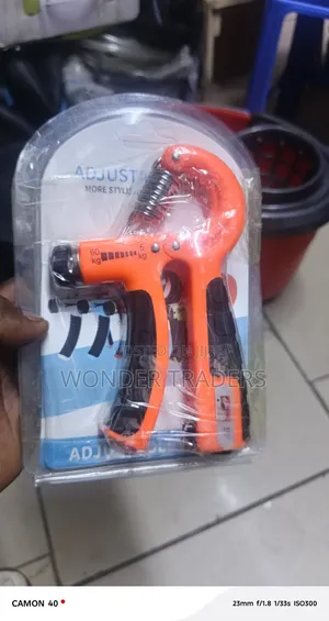 Adjustable Hand Grip