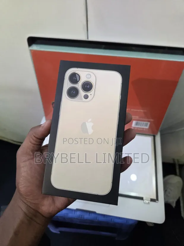 Apple iPhone 13 Pro 256GB Mpya Rangi ya Dhahabu - 1