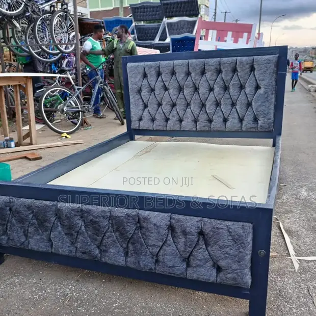 Boss Office Products 5x6 Grey Diamond Tufted Bed Frame - 1