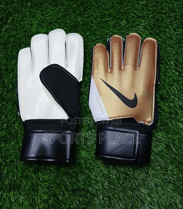 Nike VaporGrip 3 Goalkeeper Gloves - 1