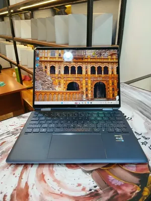 Laptop HP Spectre 14 - 16GB RAM, i7, 512GB SSD