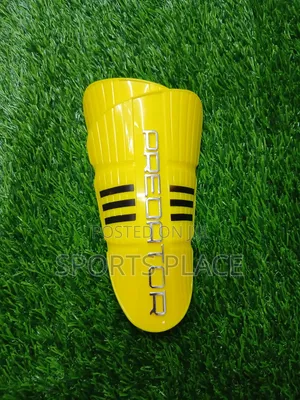 Adidas Predator Shin Guards - Nyeusi & Njano