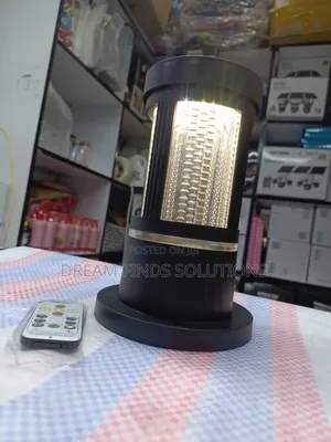 Dual-Energy Solar Post Light CC