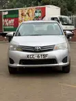 Toyota Axio 2015 Rangi ya Burgundy - 4